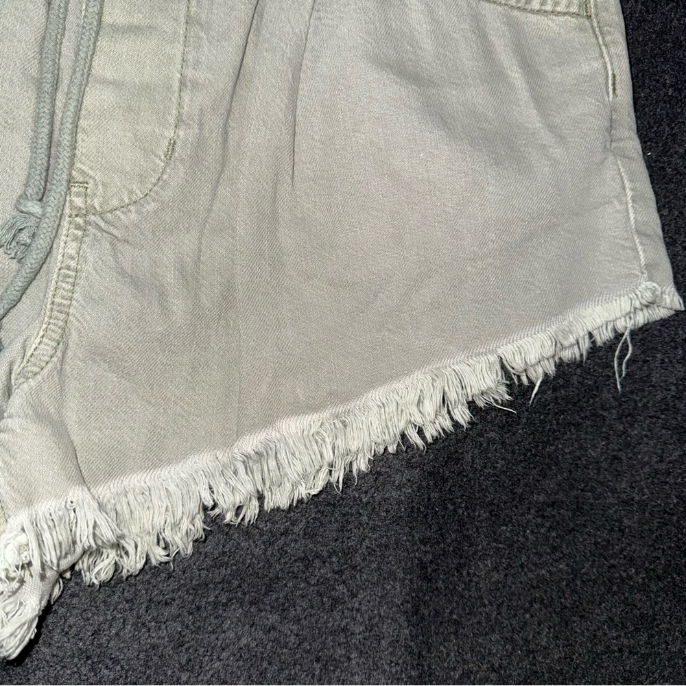 We the Free People Kalani Shorts XS Green Paperbag Pull On Frayed Boho Festival - Picture 6 of 8